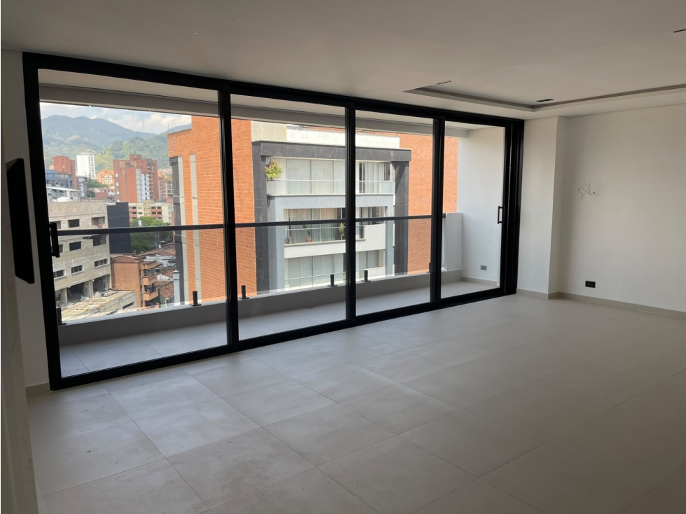 Apartamento en venta en Laureles con R.P.H para rentas cortas — foto 2