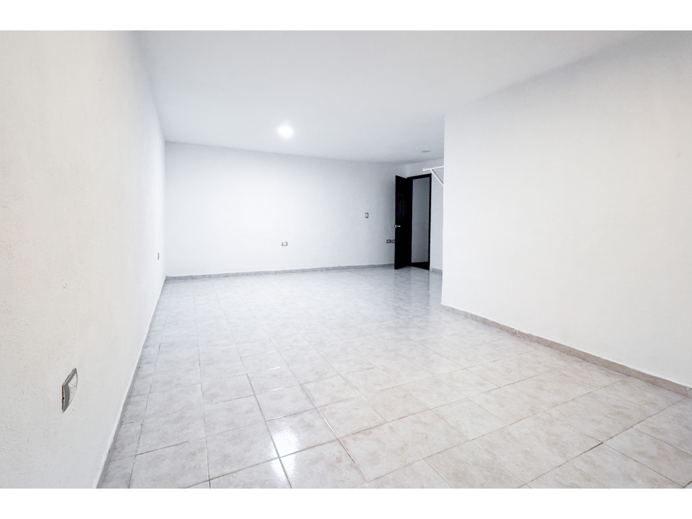Casa en venta en Mérida dentro de la ciudad, ideal vivienda u oficina — foto 2