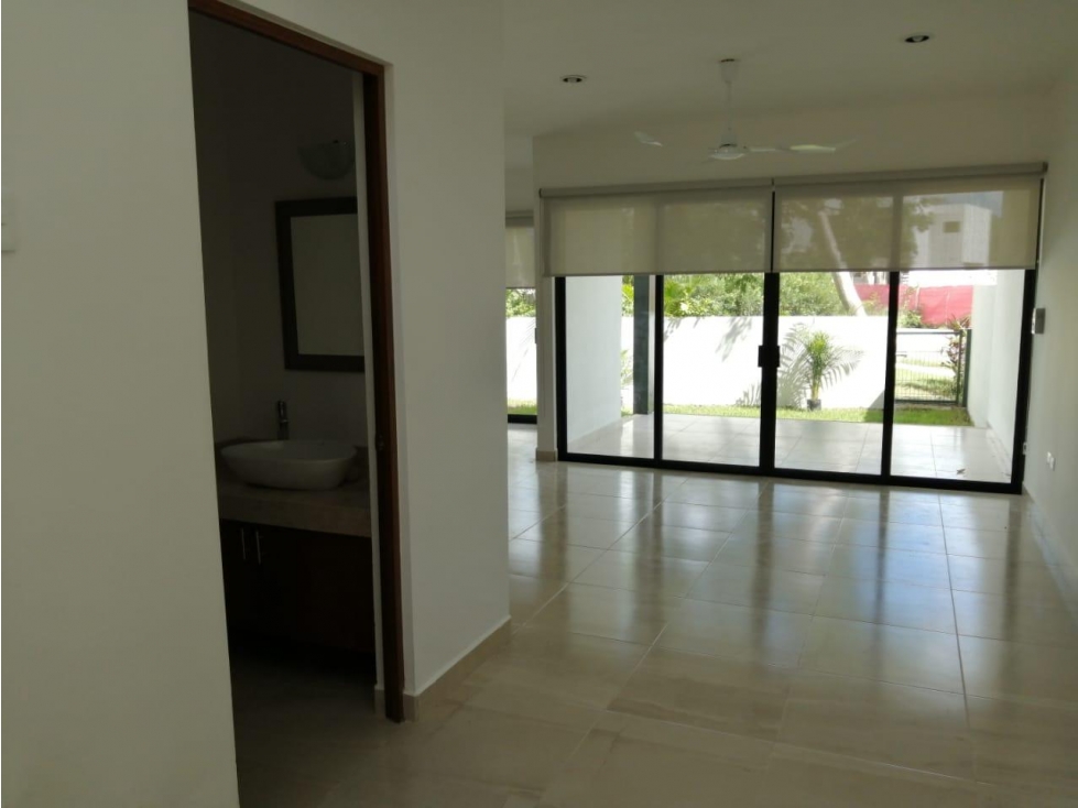 Casa en renta en Altozano, Yucatán - 3