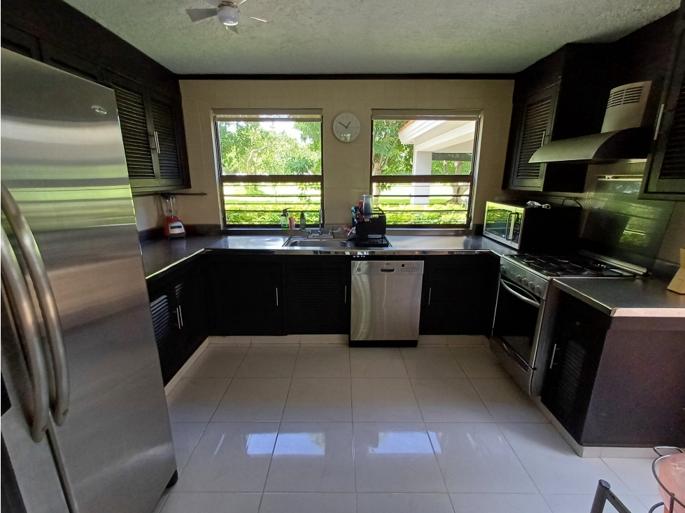 RENTA CASA MERIDA CLUB DE GOLF LA CEIBA AMUEBLADA UN PISO — foto 5
