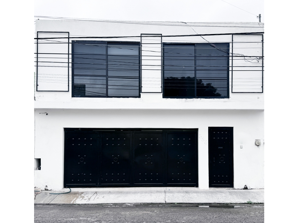 Casa en venta en Mérida dentro de la ciudad, ideal vivienda u oficina — foto 3
