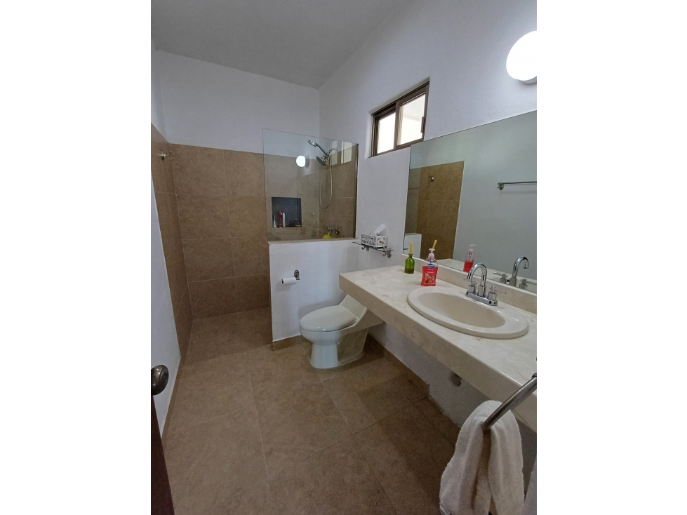 VENTA O RENTA CASA MERIDA CLUB LA CEIBA CON HERMOSA VISTA AL CAMPO — foto 6