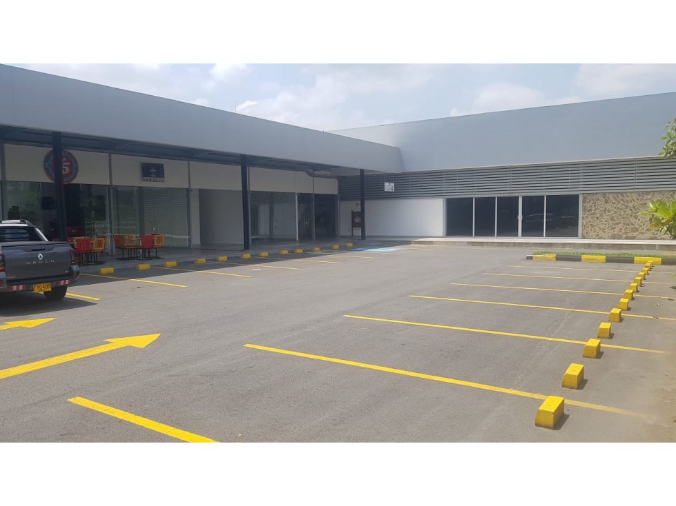 Local comercial 35 m2 Senior´s Mall Armenia - 6