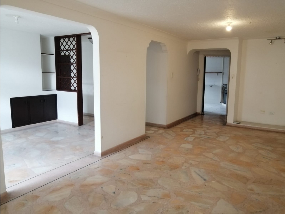 VENTA APARTAMENTO NORTE AVENIDA BOLIVAR - SECTOR CRUZ ROJA