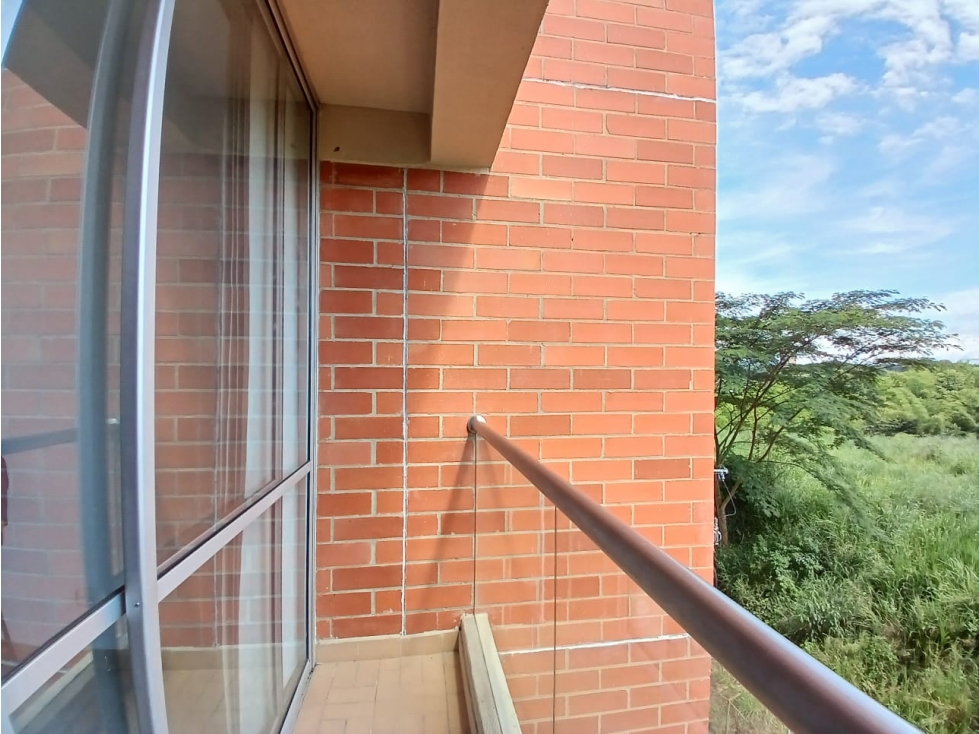 VENTA APARTAMENTO CERRITOS SECTOR MALL GALICIA — foto 3