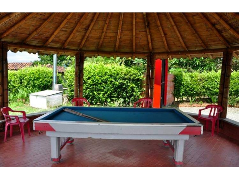 VENTA FINCA - HOTEL VIA CIRCASIA - MONTENEGRO - 4 CUADRAS - 4