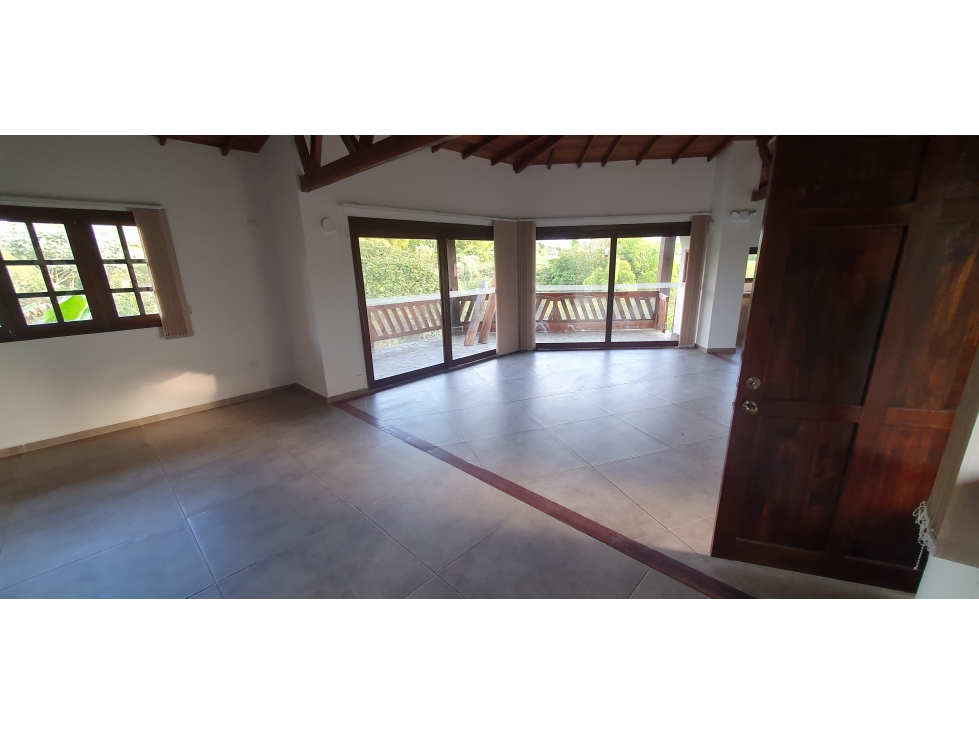 VENTA CASA CAMPESTRE VIA CIRCASIA MONTENEGRO — foto 4