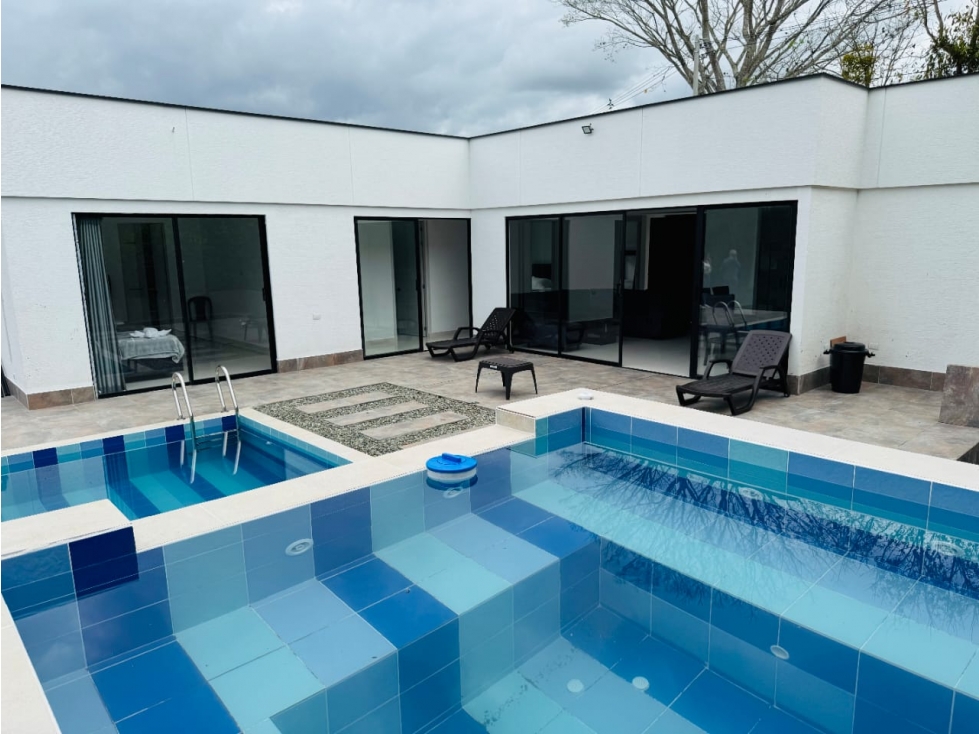 VENTA CHALET VIA QUIMBAYA - ALCALA - 2