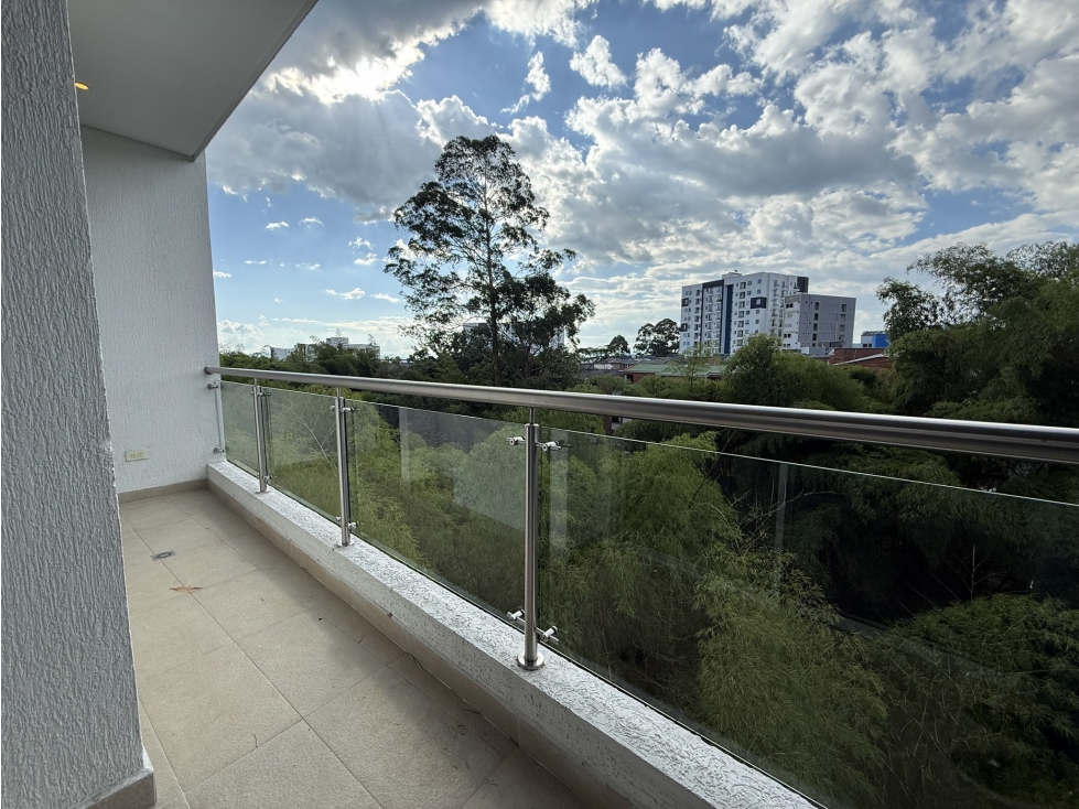 VENTA AMPLIO APARTAMENTO NORTE AVENIDA BOLIVAR PARA ESTRENAR