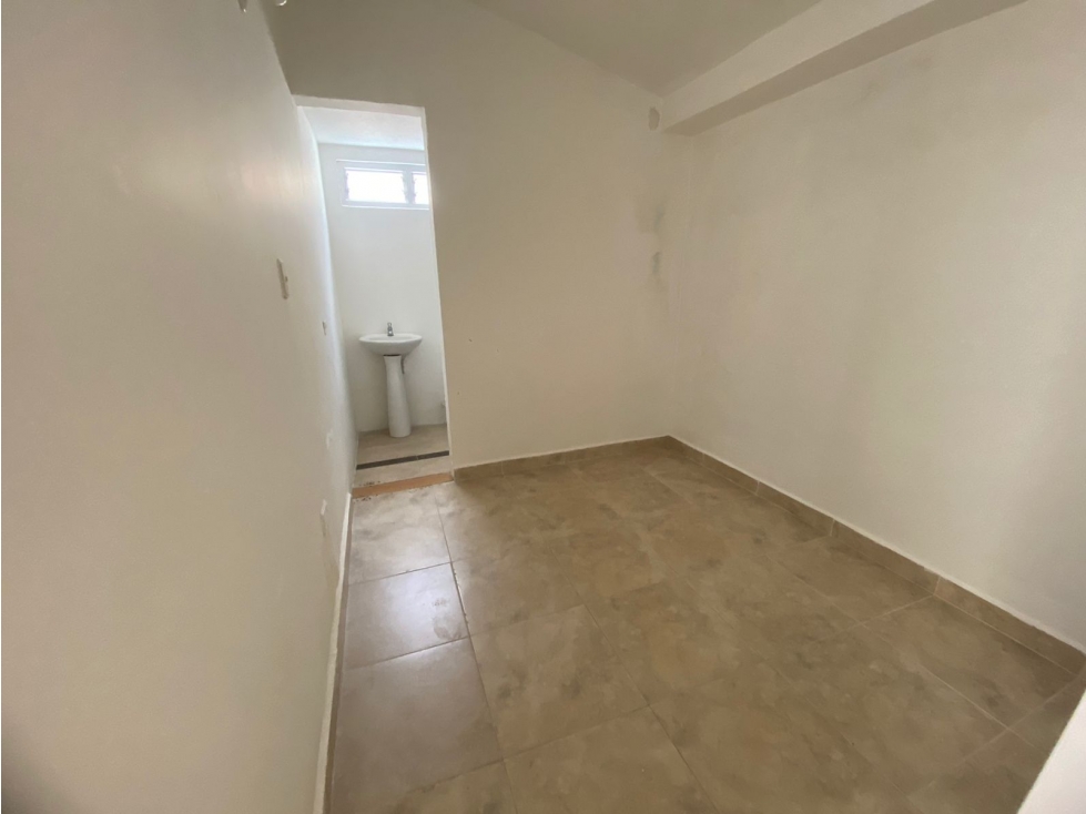 VENTA CASA COMERCIAL SECTOR LAURELES - 3