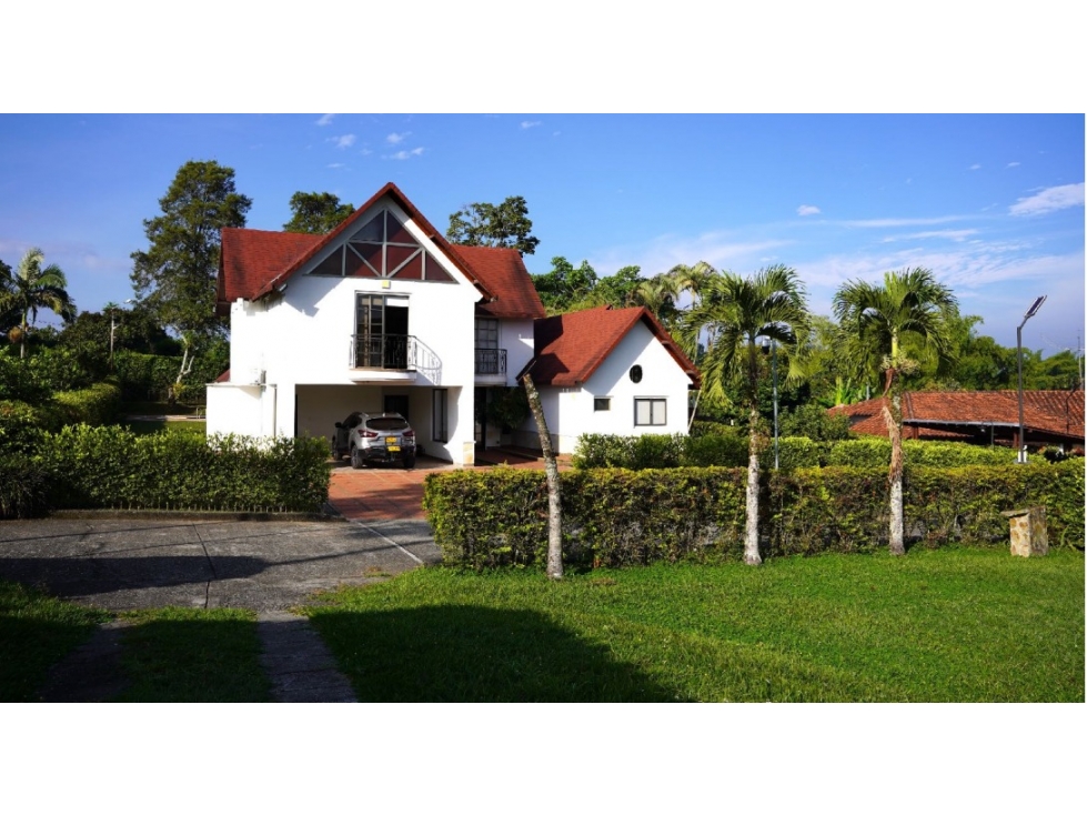 VENTA CASA CAMPESTRE CONJUNTO CERRADO VIA CLUB CAMPESTRE