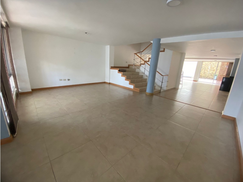 VENTA CASA COMERCIAL SECTOR LAURELES - 5