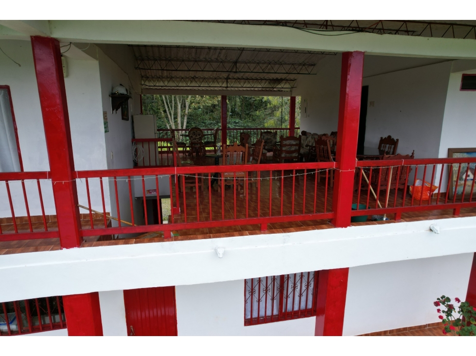 VENTA FINCA - HOTEL VIA CIRCASIA - MONTENEGRO - 4 CUADRAS - 3