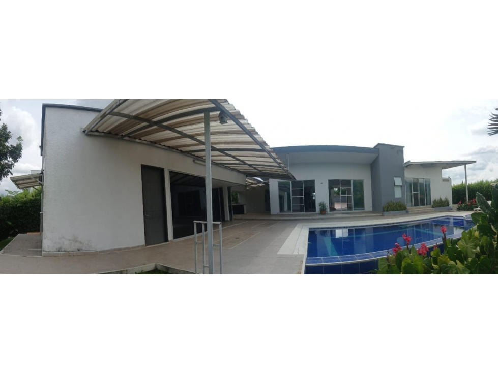VENTA CASA CAMPESTRE CONJUNTO CERRADO PEREIRA - SECTOR COMBIA