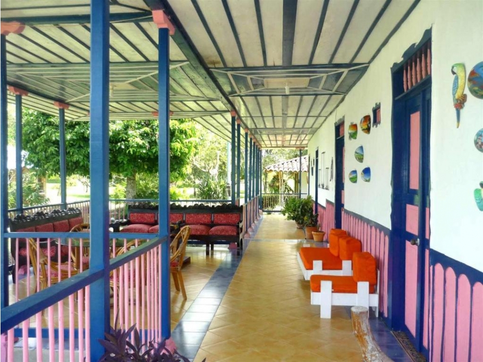 VENTA FINCA HOTEL SECTOR PARQUE DEL CAFE - 3.1 CUADRAS - 2