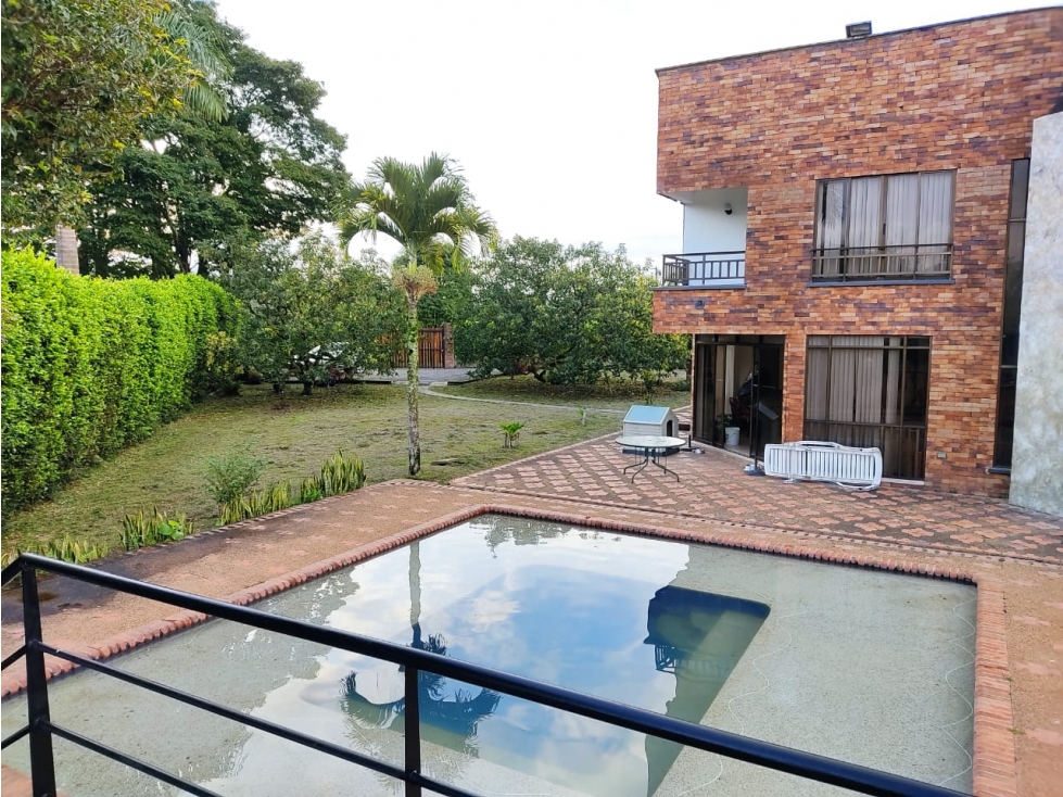VENTA CHALET PRODUCTIVO VÍA ARMENIA - PUEBLO TAPAO - 5 CUADRAS — foto 4