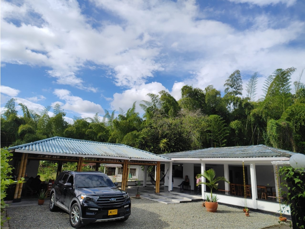 VENTA CHALET CONJUNTO CERRADO VIA BARCELONA - CAICEDONIA