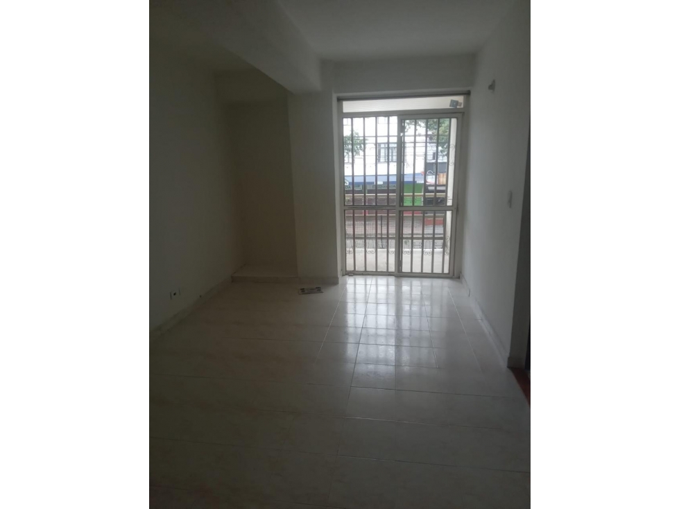 VENTA APARTAMENTO OCCIDENTE BARRIO GRANADA SEGUNDO PISO