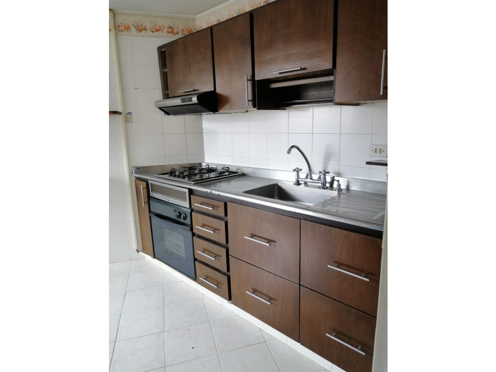 VENTA APARTAMENTO NORTE AVENIDA BOLIVAR - SECTOR CRUZ ROJA — foto 3