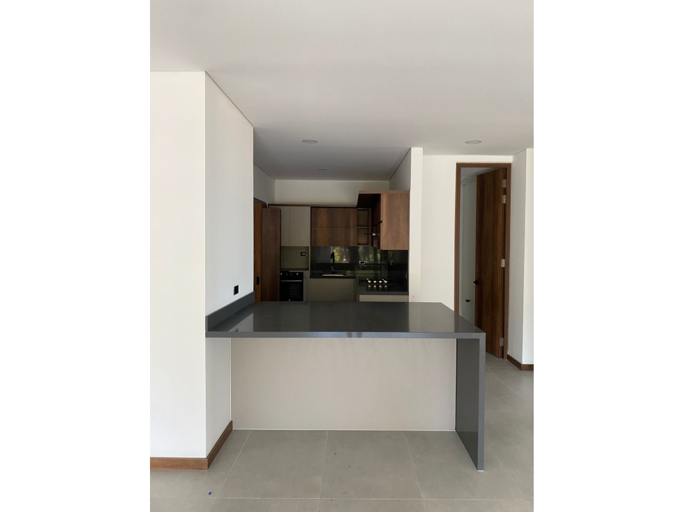 VENTA DE APARTAMENTO EN LAS PALMAS, EL POBLADO — foto 2