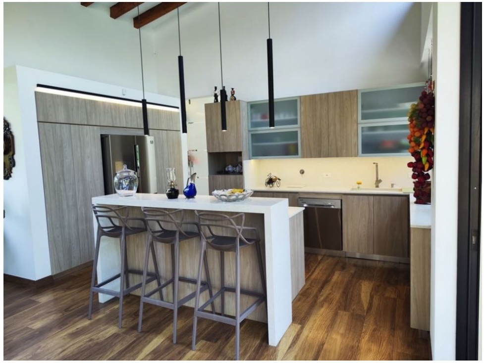 VENTA CASA EN ENVIGADO, LOMA DEL ESCOBERO — foto 2