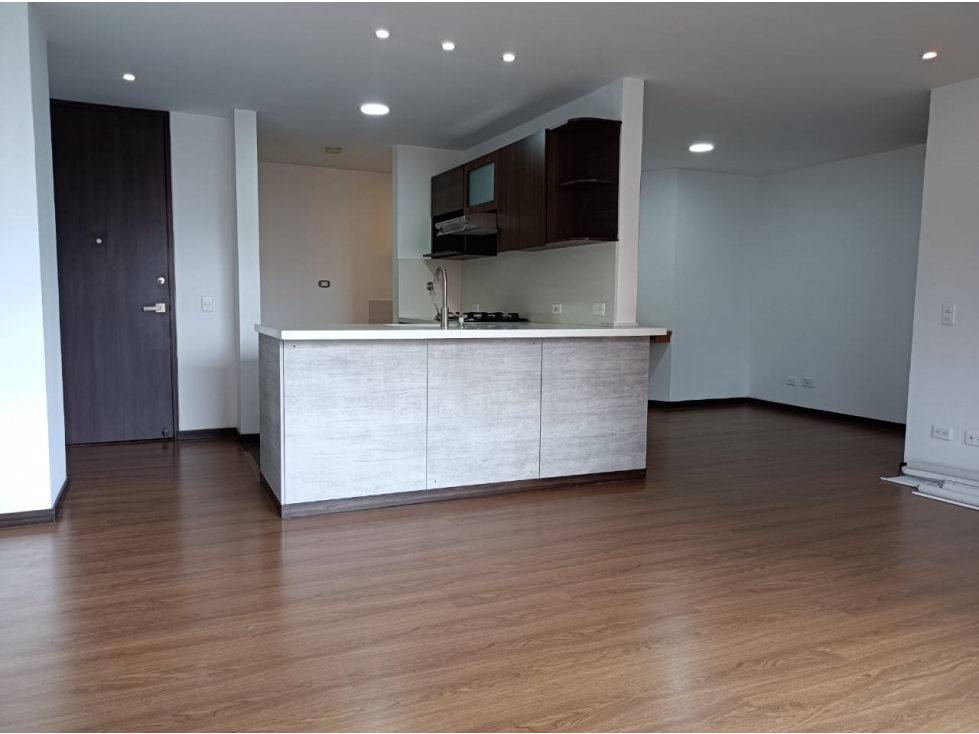 VENTA DE APARTAMENTO EN ENVIGADO - LOMA DEL ESMERALDAL — foto 2