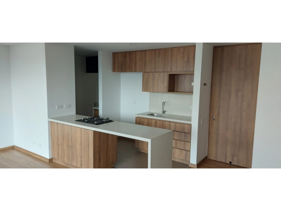 VENTA DE APARTAMENTO EN EL TRIANÓN, ENVIGADO — foto 2