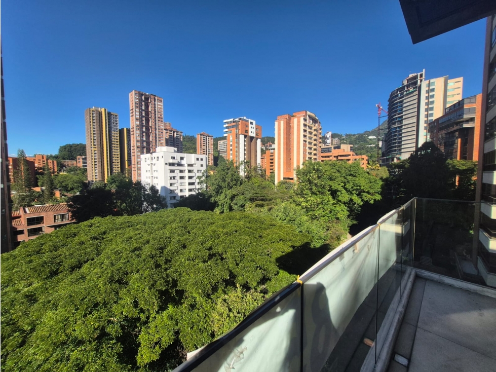 VENTA DE APARTAMENTO EN POBLADO CASTROPOL — foto 5