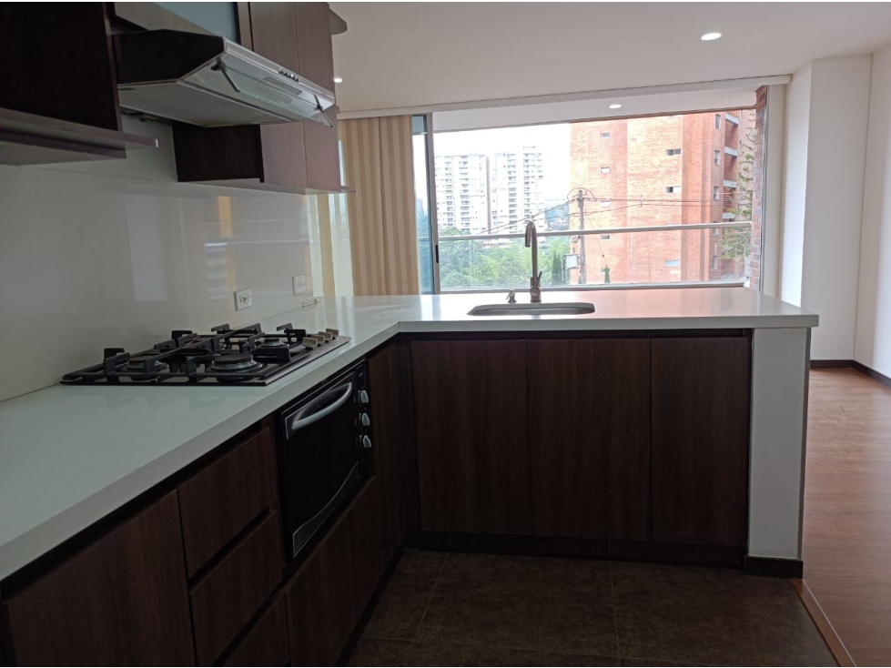 VENTA DE APARTAMENTO EN ENVIGADO - LOMA DEL ESMERALDAL — foto 3