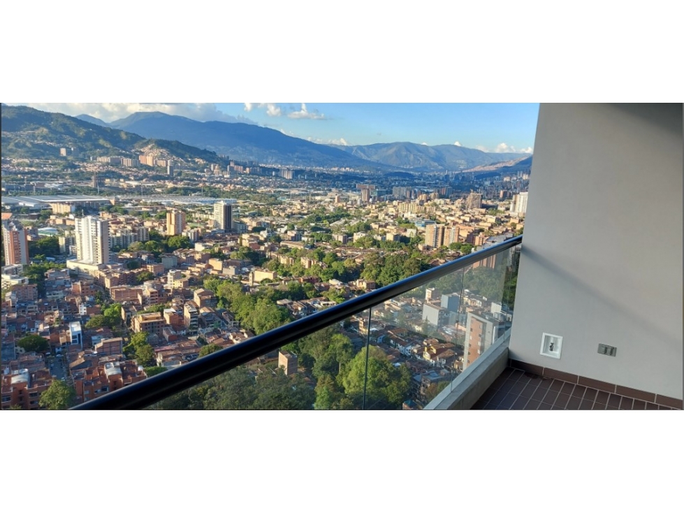 VENTA DE APARTAMENTO EN EL TRIANÓN, ENVIGADO