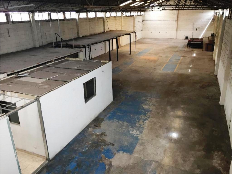 Bodega en Bogotá, barrio Quirigua — foto 3
