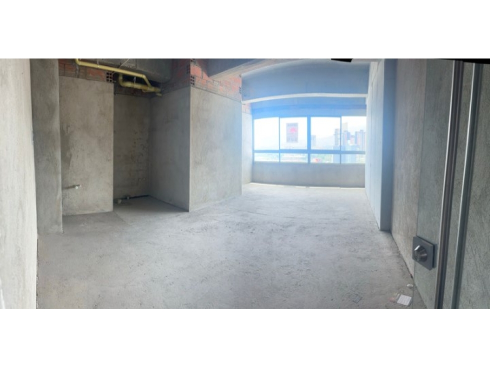 VENTA DE OFICINA EN SABANETA, SECTOR MAYORCA. - 1