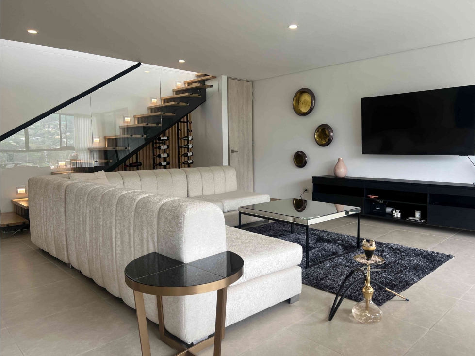 VENTA DE APARTAMENTO PENTHOUSE EN LA LOMA DE LAS BRUJAS ENVIGADO — foto 4