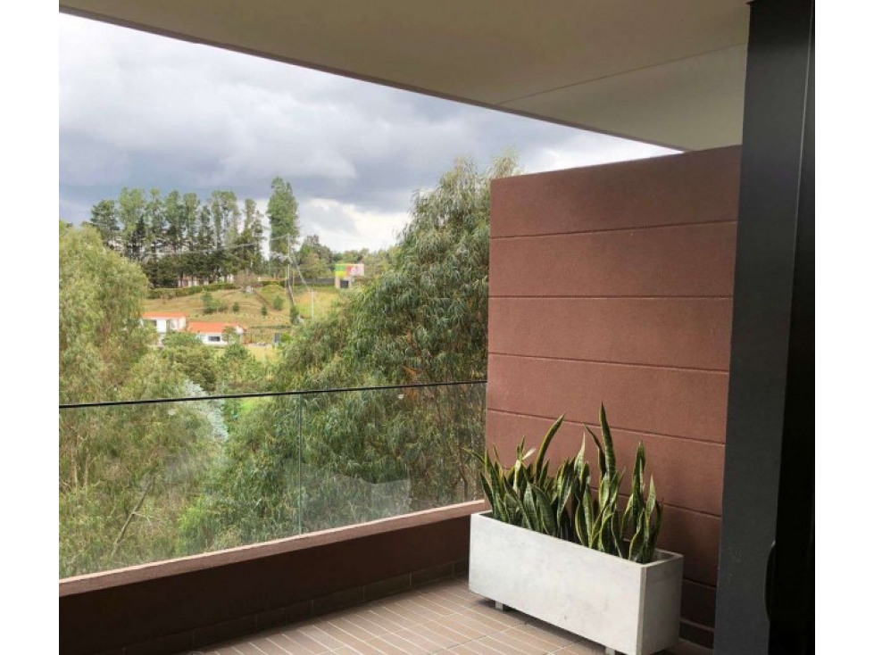 VENTA DE OFICINA EN ENVIGADO LAS PALMAS — foto 2