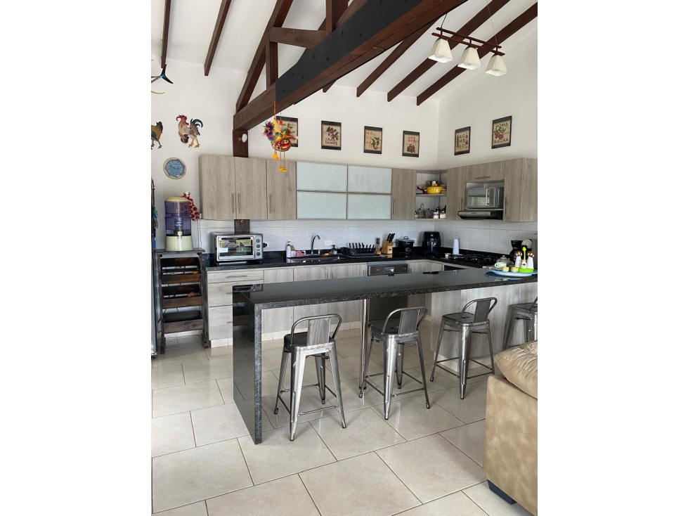 VENTA DE CASA EN EL PEÑOL. - 1