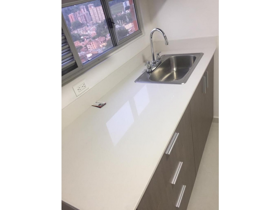 VENTA DE APARTAMENTO EN LAS ANTILLAS, ENVIGADO.