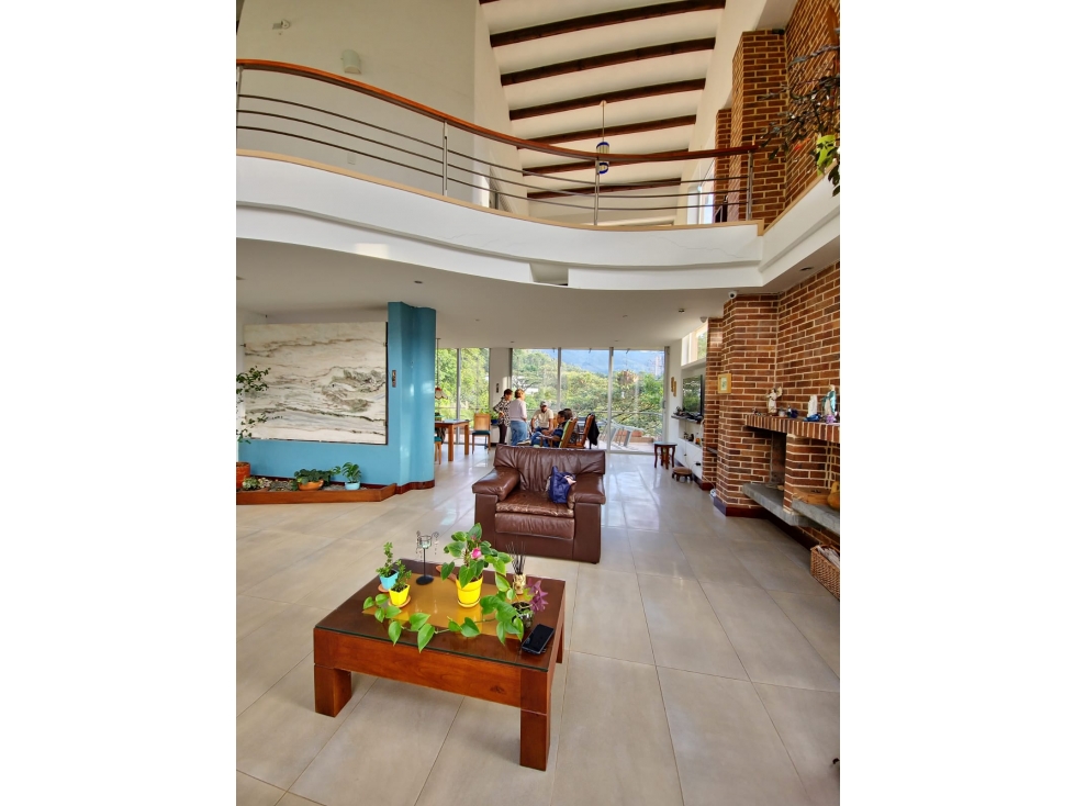 VENTA DE CASA EN EL ESCOBERO, ENVIGADO — foto 2