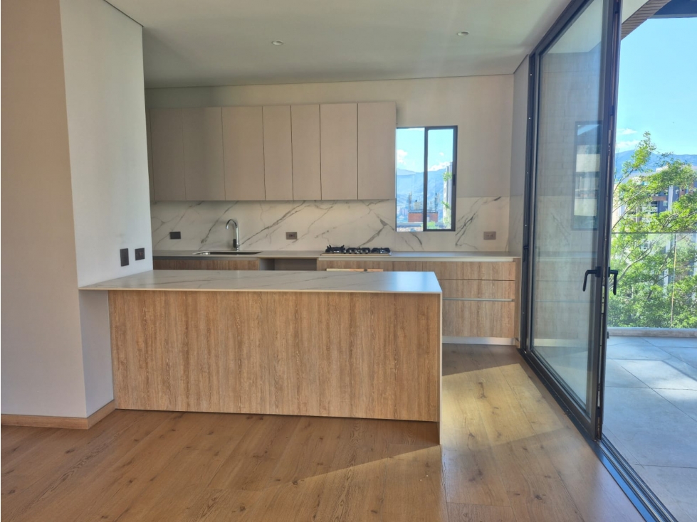 VENTA DE APARTAMENTO EN POBLADO CASTROPOL — foto 3