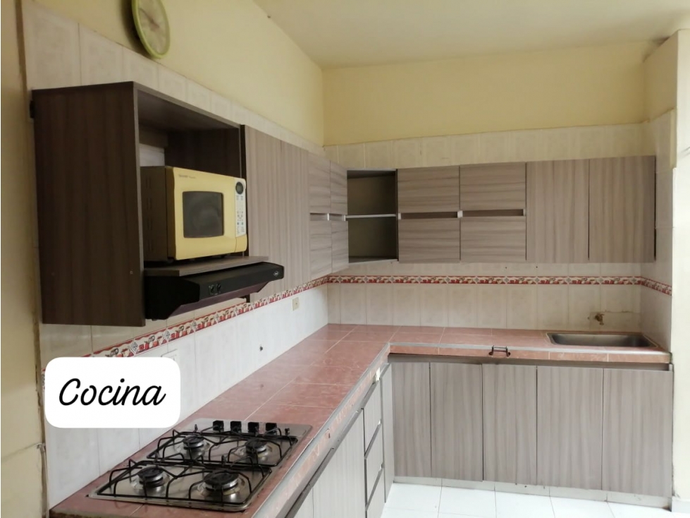 Venta de casa que se encuentra ubicada en el barrio las palmas