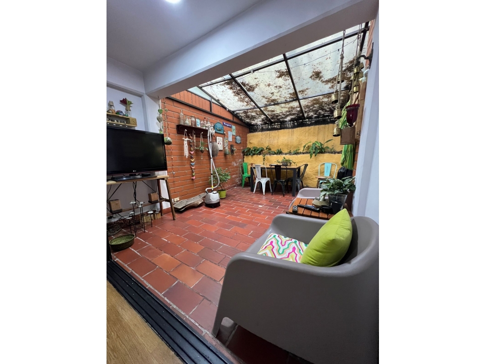 CASA DE 3 NIVELES EN ENVIGADO, EL CHOCHO — foto 2