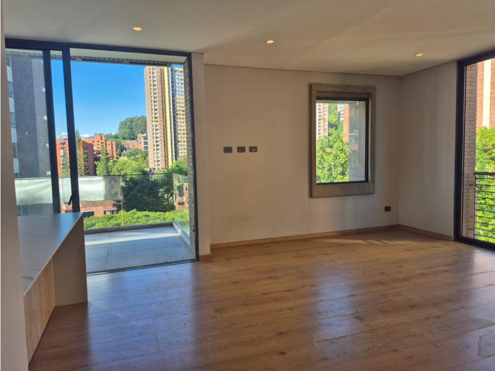 VENTA DE APARTAMENTO EN POBLADO CASTROPOL — foto 4