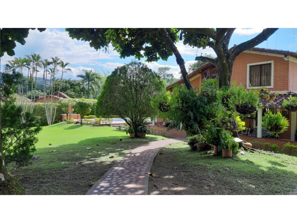 FINCA DE RECREO EN SAN JERÓNIMO — foto 3