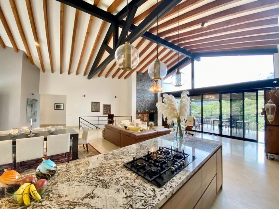 Hermosa casa de 490 m2 de dos niveles en el Alto de Las Palmas — foto 4
