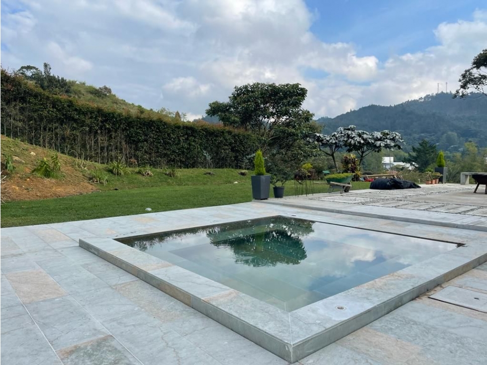Venta de espectacular casa de dos niveles en el Retiro - Antioquia — foto 4