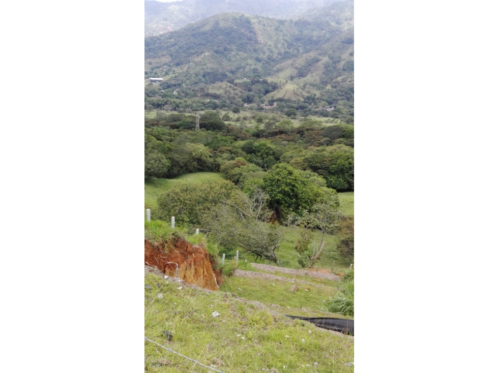 LOTE EN BARBOSA, EL HATILLO — foto 4