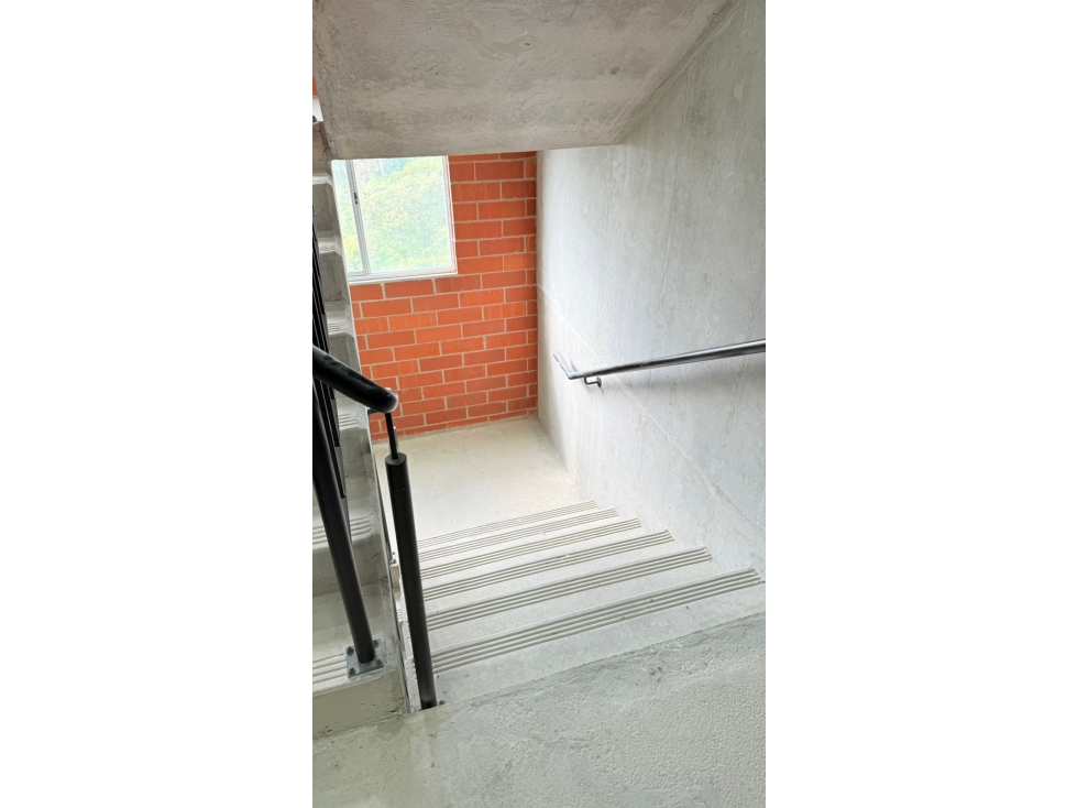 APARTAMENTO NUEVO EN OBRA GRIS - CALASANZ — foto 5