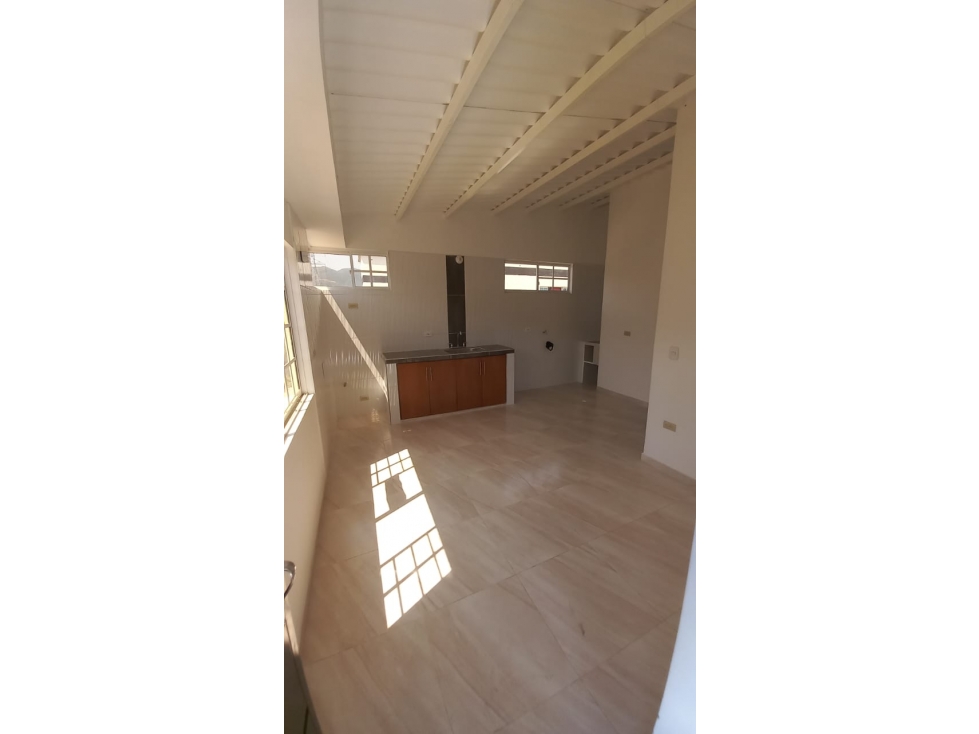 VENDO APARTAMENTO PISO 5 BARRIO CATALUÑA - 1