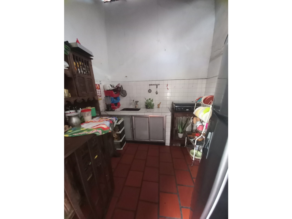VENDO CASA EN LAS NIEVES CRA 28 - 4