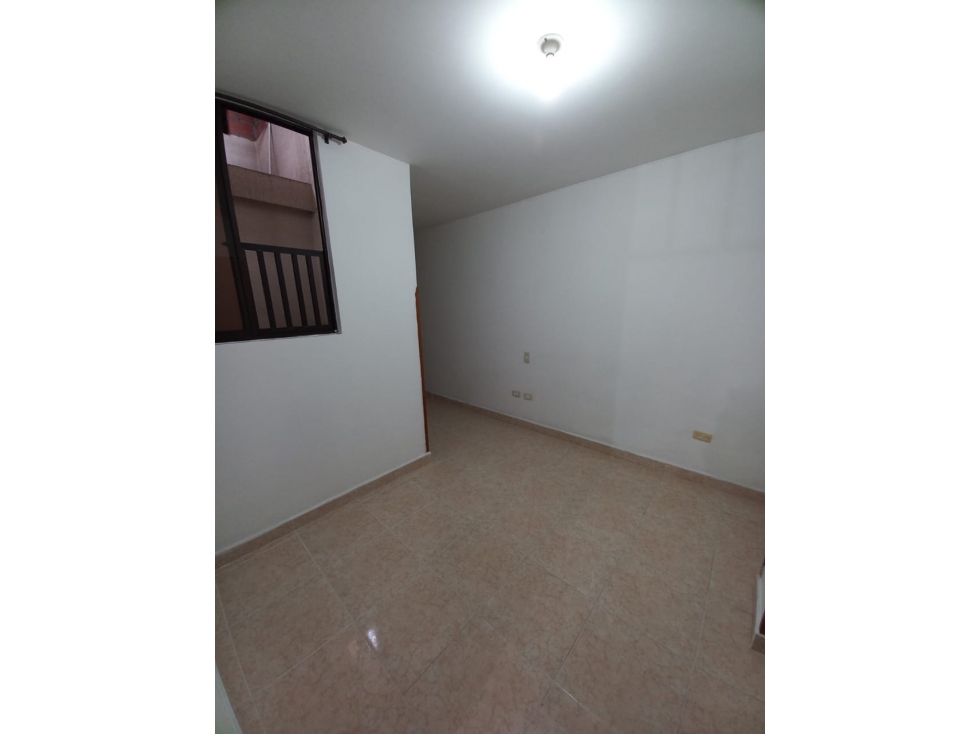 VENDO APARTAMENTO P3 EN EL POBLADO — foto 4