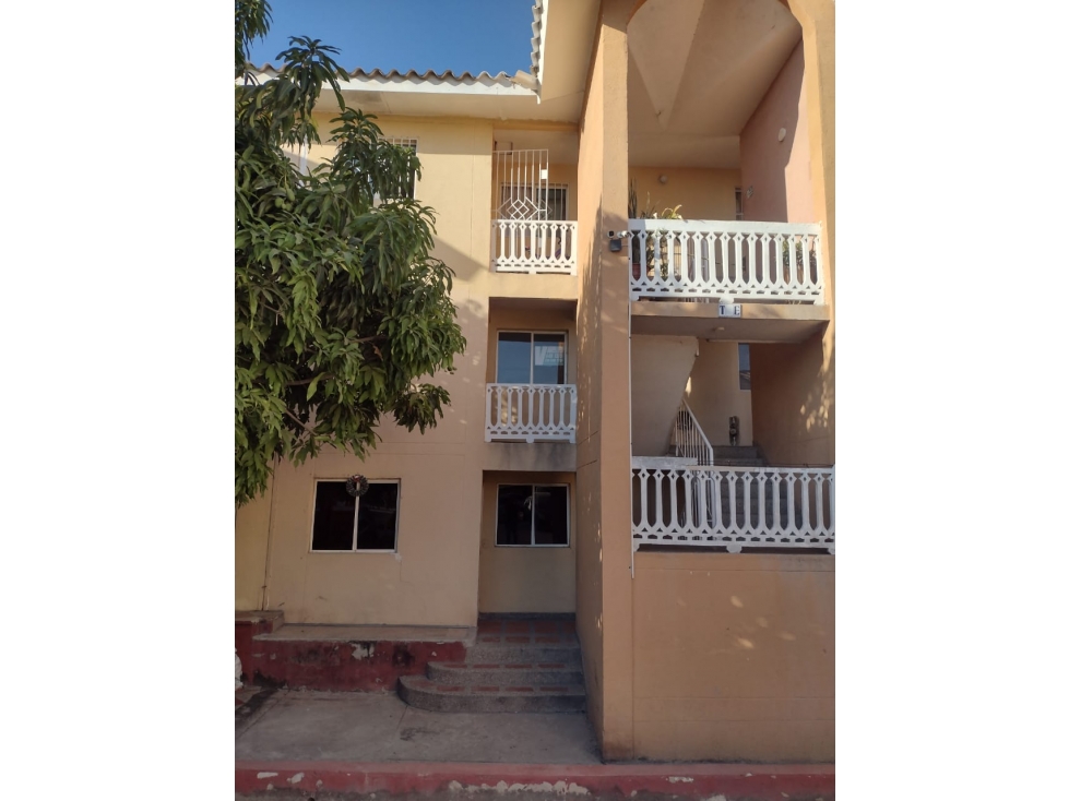 VENDO APARTAMENTO P2 EN EL CONJ VILLA LAURA, SOTAVENTO BARRANQUILLA